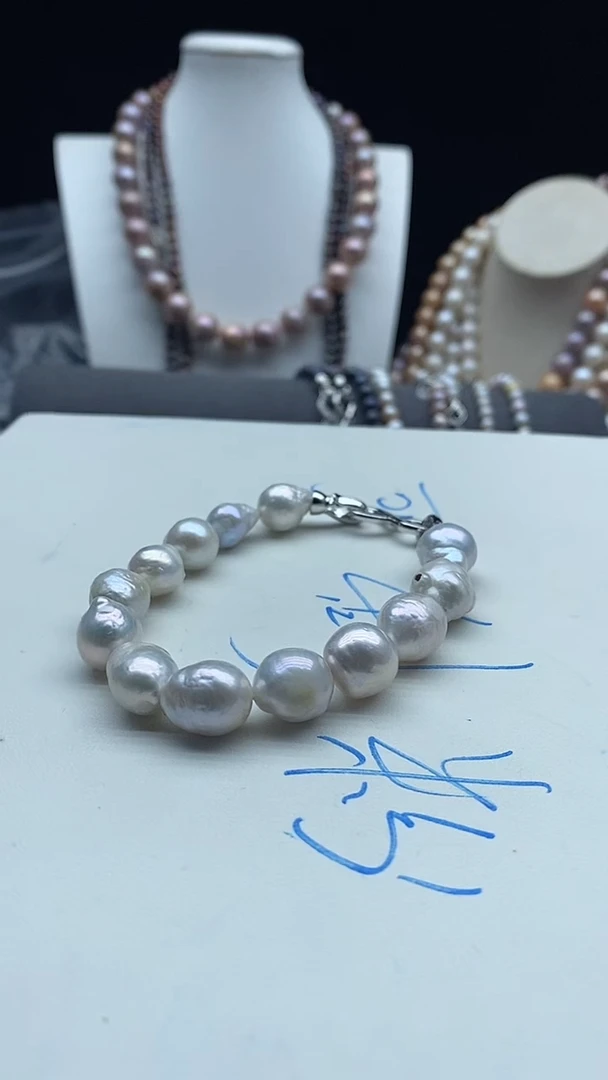 【闪购商品】淡水珍珠颈饰合金1