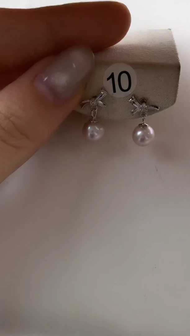 银S925镶嵌淡水珍珠耳饰7-8mm蝴蝶耳钉