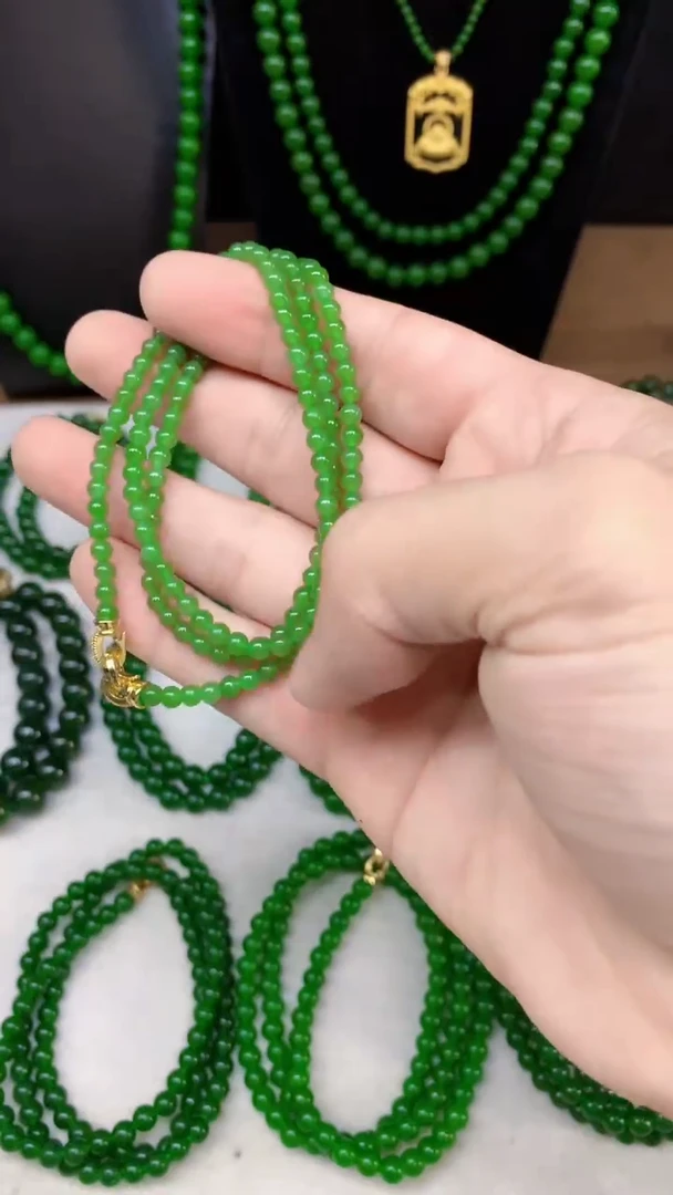 项链未镶嵌和田玉（碧玉）卡4