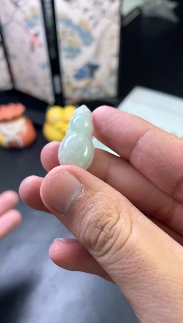 翡翠挂件未镶嵌发一件
