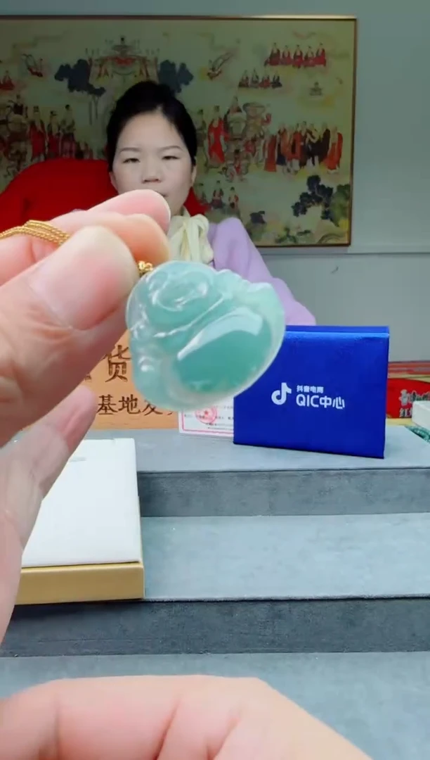 【闪购商品】翡翠颈饰18K金镶嵌佛公多样性随机一件发货