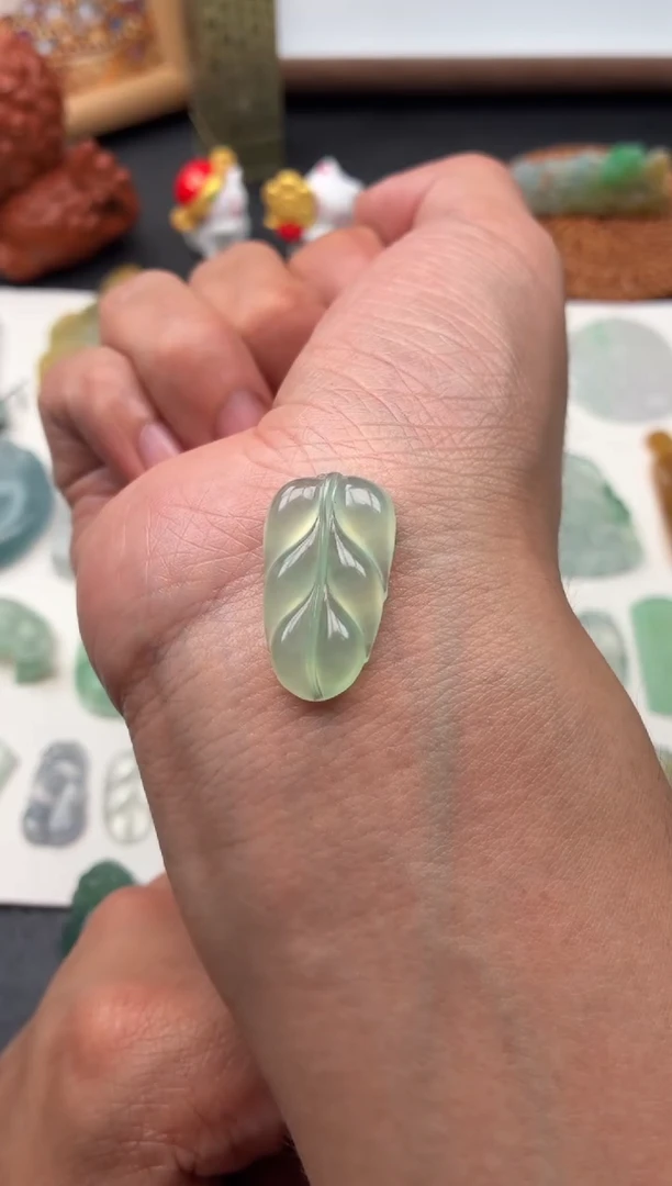 未镶嵌定制翡翠翡翠