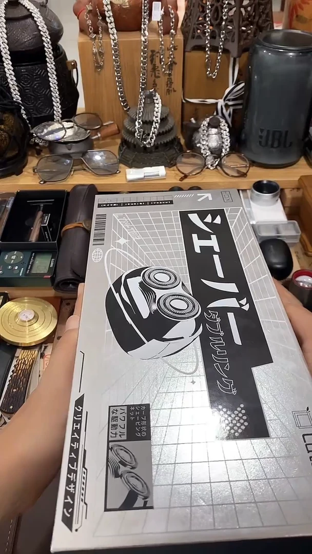 瓷片闪购商品   如图所示