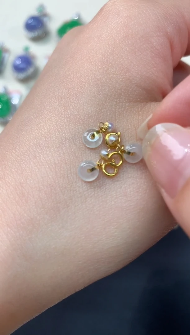 【闪购商品】翡翠吊坠(不含链)18K金镶嵌A277多样性发一件|168