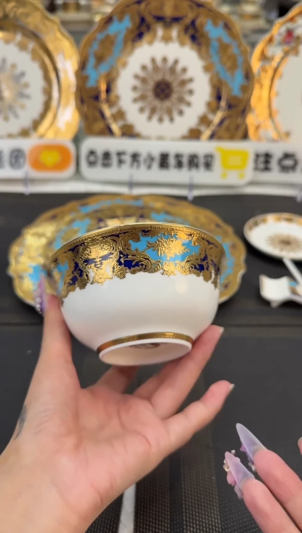 瓷片4.5英寸饭碗 正品