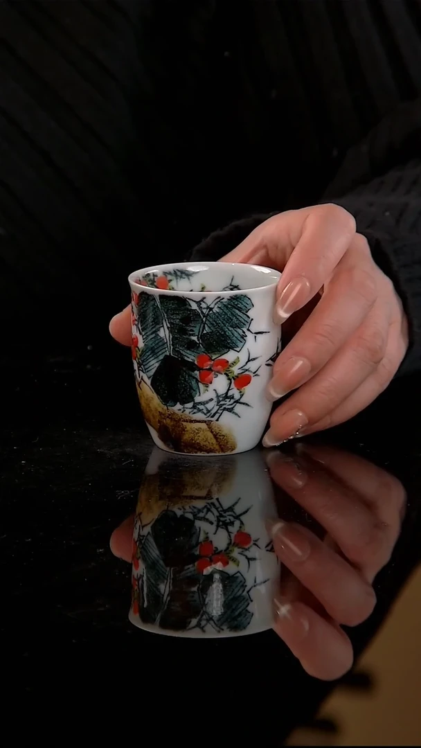 李华手绘釉中五彩竹石芭蕉闻香杯