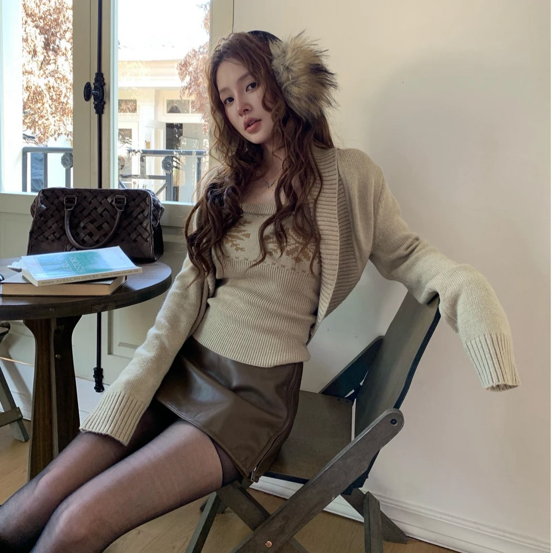 美式复古高级感抹胸背心外搭针织开衫三件套女秋冬款时尚百搭半裙