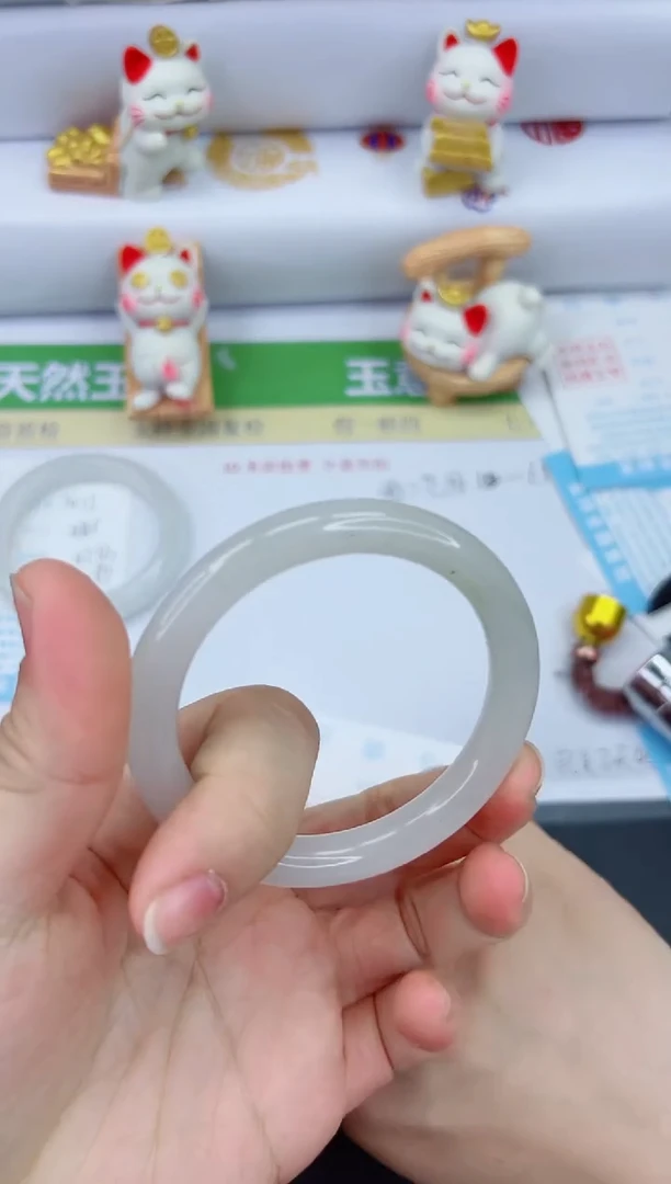 【闪购商品】石英质玉手镯未镶嵌1012-53.3
