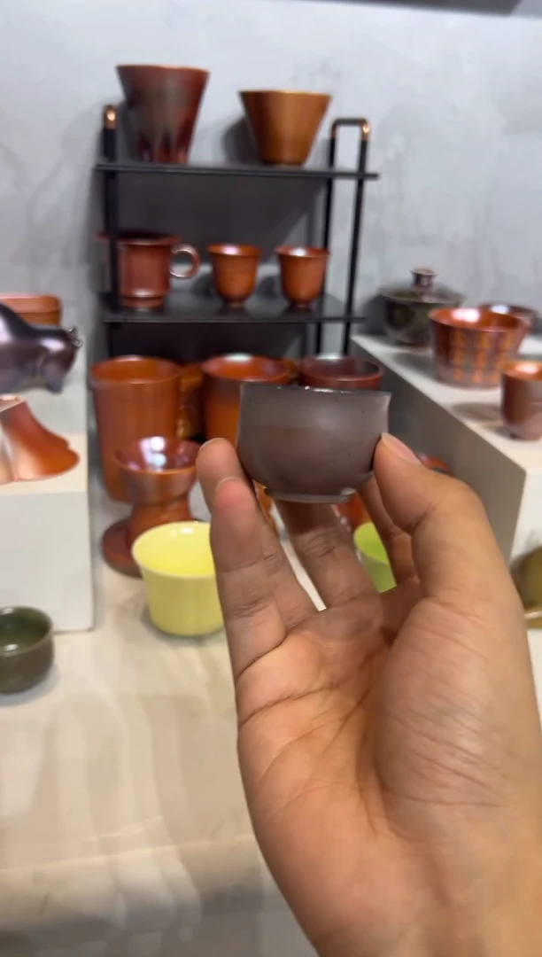 1柴房陶瓷柴烧禅定杯，因柴烧特性，每只都略有不同