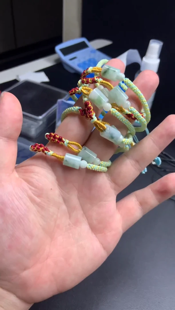 未镶嵌手绳翡翠手绳