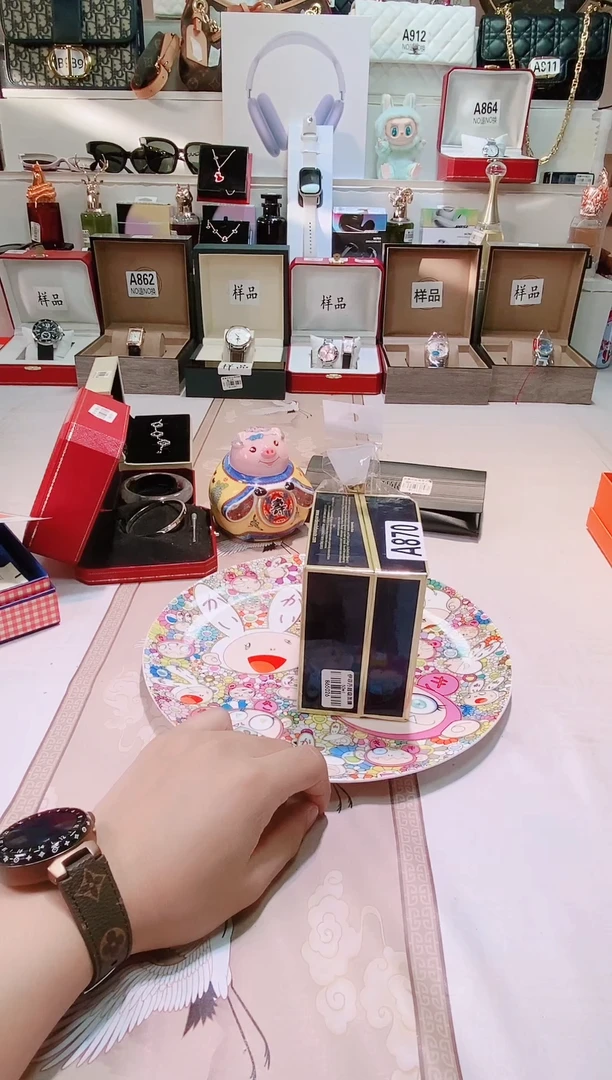 瓷片瓷器 库房到期 全部地板价@@1