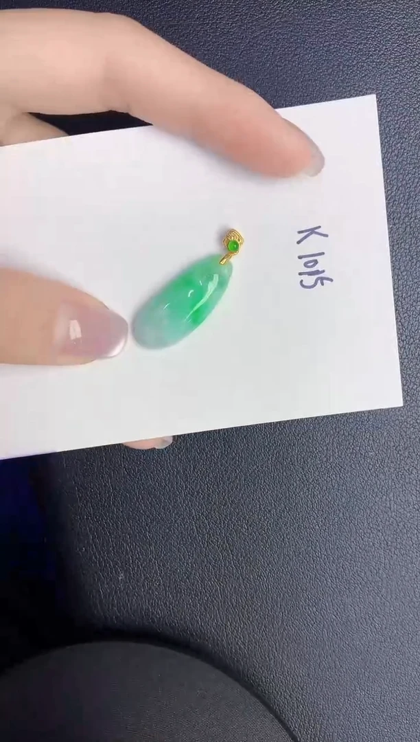 颈饰未镶嵌翡翠缅甸天然翡翠A货