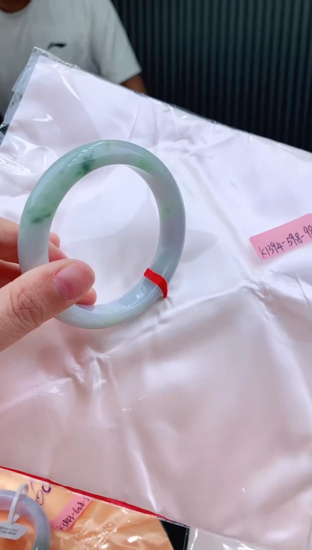 未镶嵌手镯翡翠59