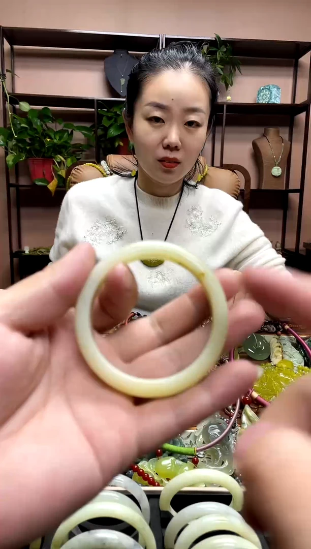 未镶嵌岫玉吊坠希*·2