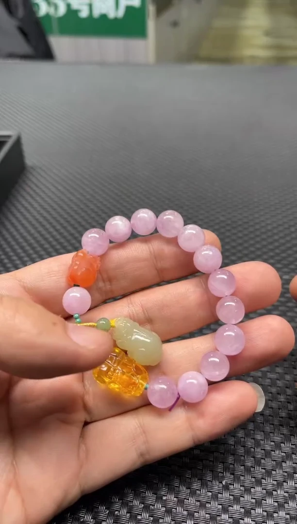 【闪购商品】锂辉石手串未镶嵌多样性发1件