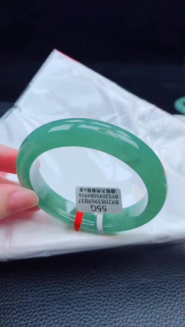 翡翠手镯未镶嵌缅甸天然翡翠A货手镯