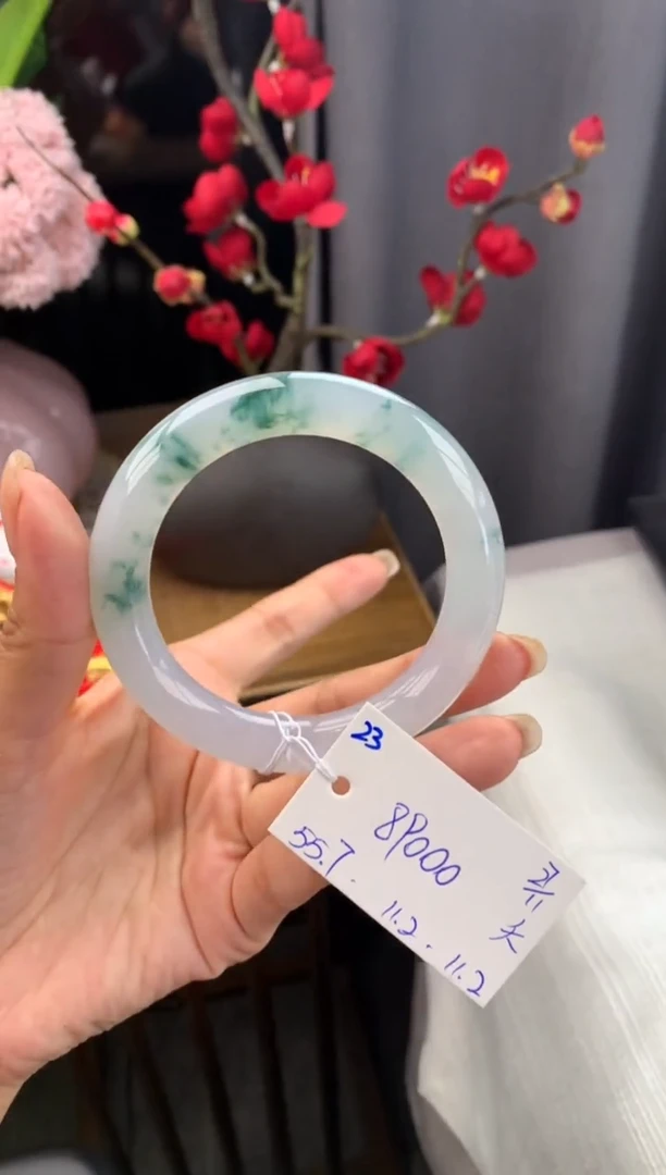 未镶嵌手镯翡翠红*哚假一赔三   手镯  订金