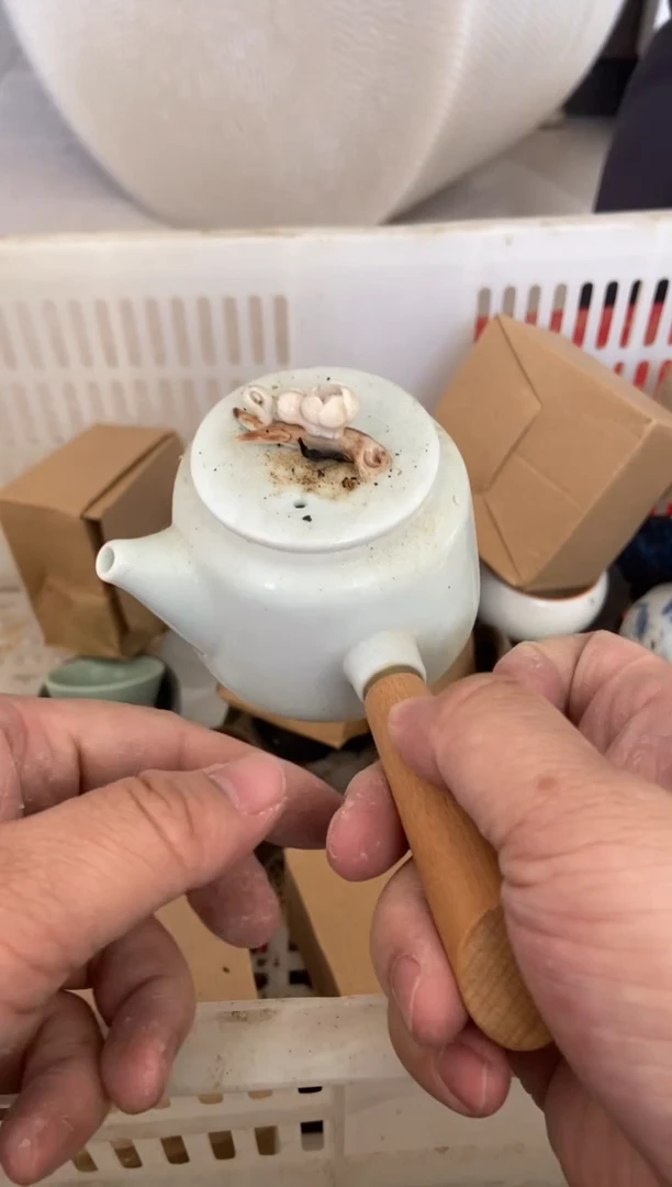 杯子瓷无运费险有瑕疵的摄影的产品有使用过的痕迹有点脏介意勿拍