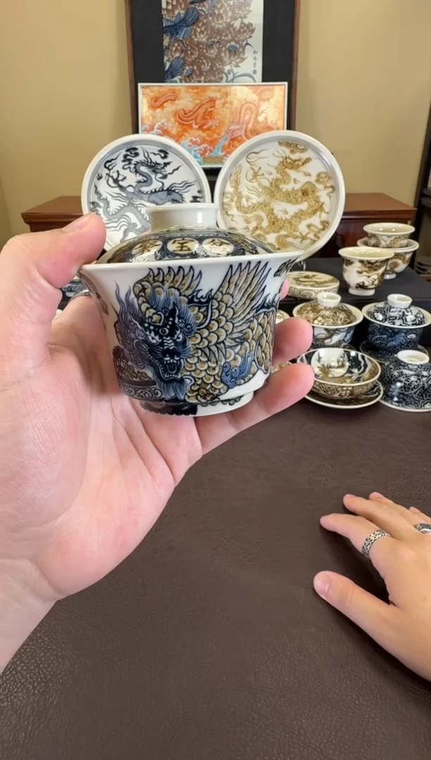 二号釉貔貅纹马蹄盖碗