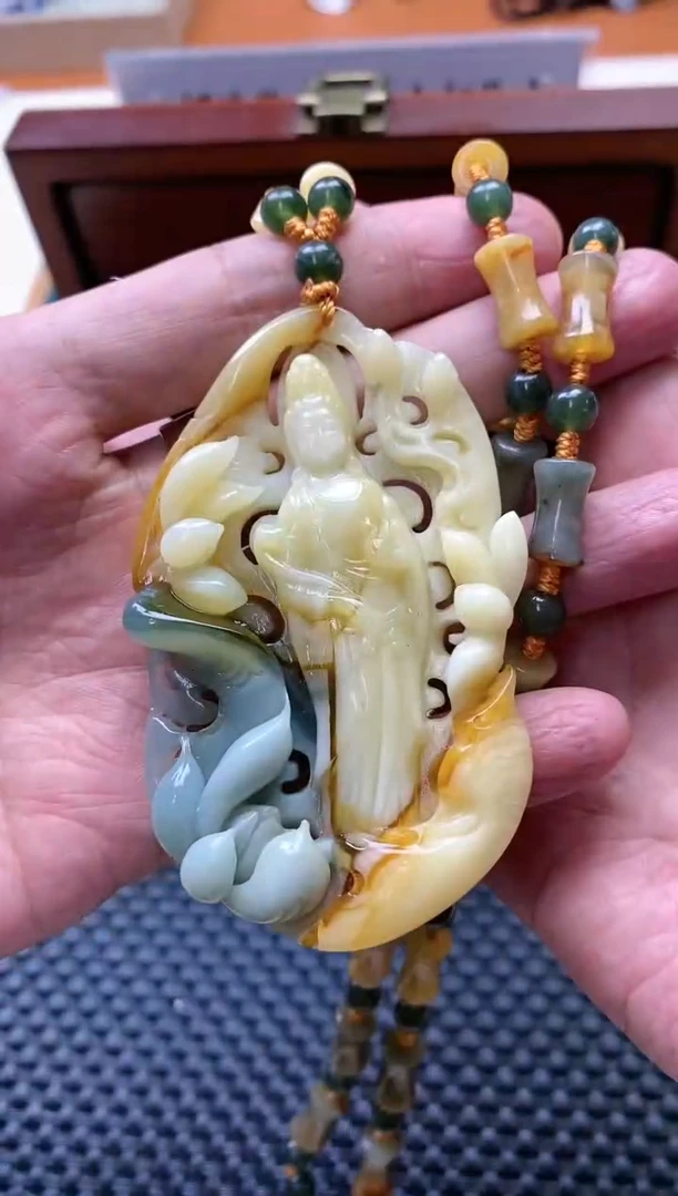 【闪购商品】岫玉其它未镶嵌多样性发货一个