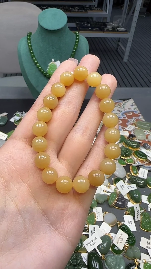 未镶嵌手串和田玉1