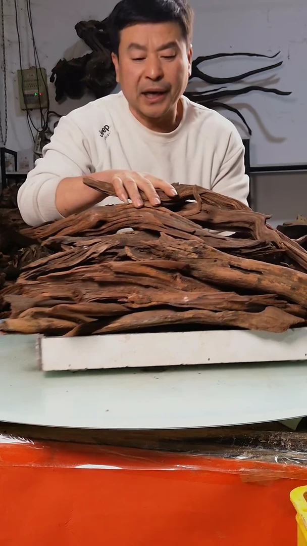 【闪购商品】木随机发货一筐枝条10斤49.9