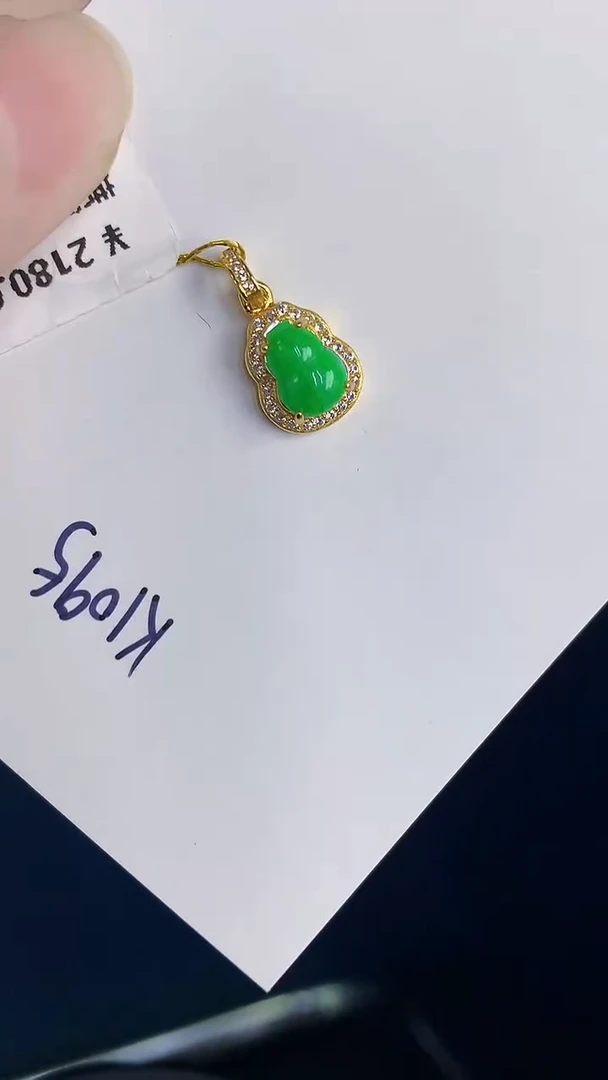 颈饰未镶嵌翡翠天然翡翠缅甸A货