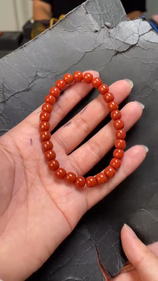 未镶嵌37南红玛瑙手串---7+