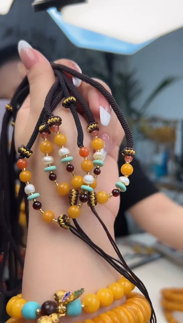 裸石琥珀未镶嵌琥珀蜜蜡吊坠多样性发一条