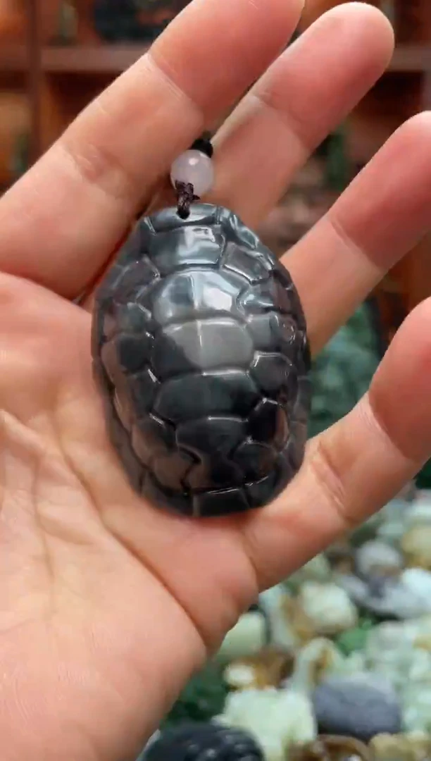 未镶嵌和田玉把件1