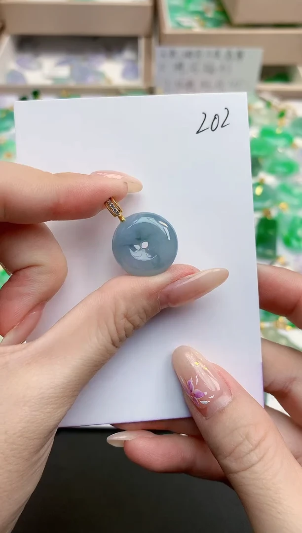 颈饰未镶嵌翡翠天然缅甸A货翡翠