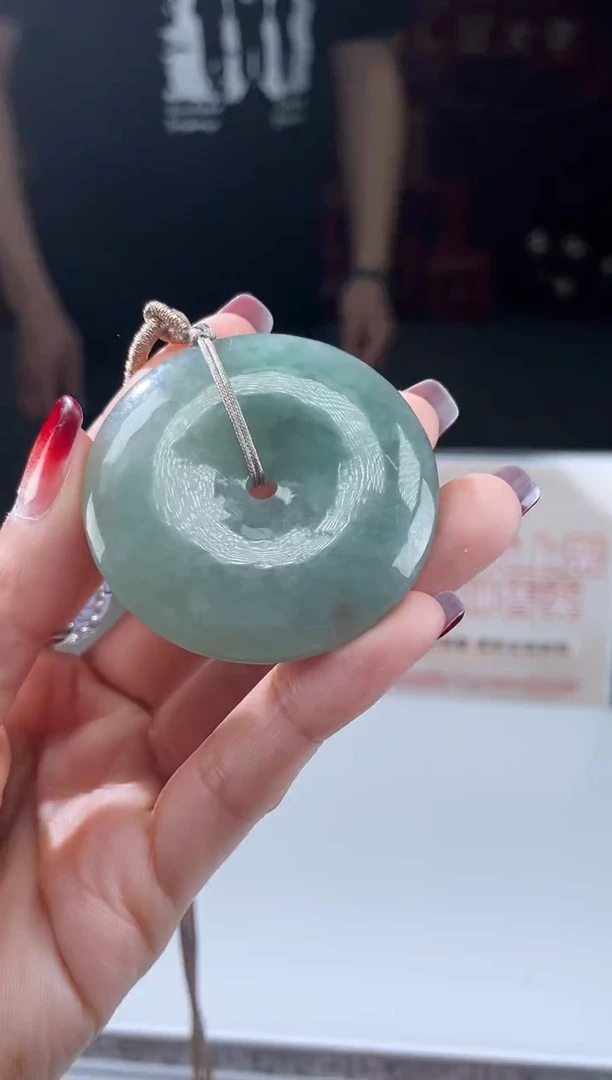 【闪购商品】定制翡翠未镶嵌不退不换随机发CMH1件-A