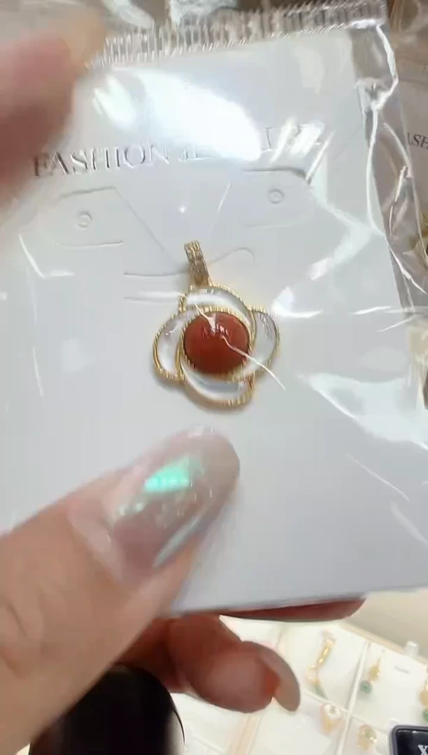 银S925镀金镶嵌南红玛瑙耳饰@@