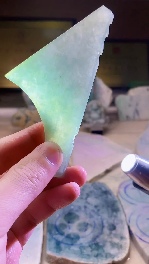 翡翠挂件未镶嵌A货麦乐3257