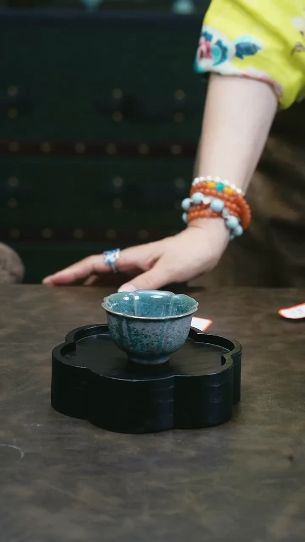 【闪购商品】W宝丰宋官窑原产地仿古釉钧瓷花口杯