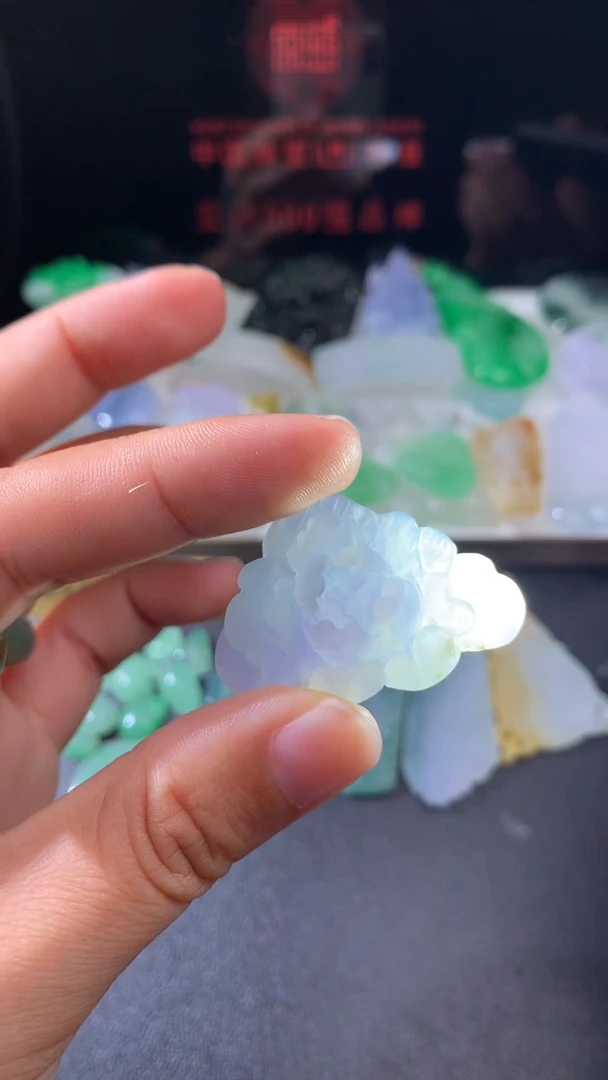 未镶嵌定制翡翠