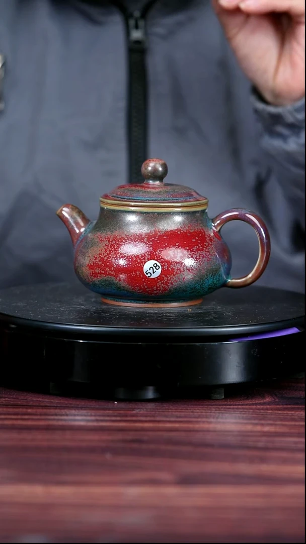 528#白露伟一级品原矿钧瓷容天壶