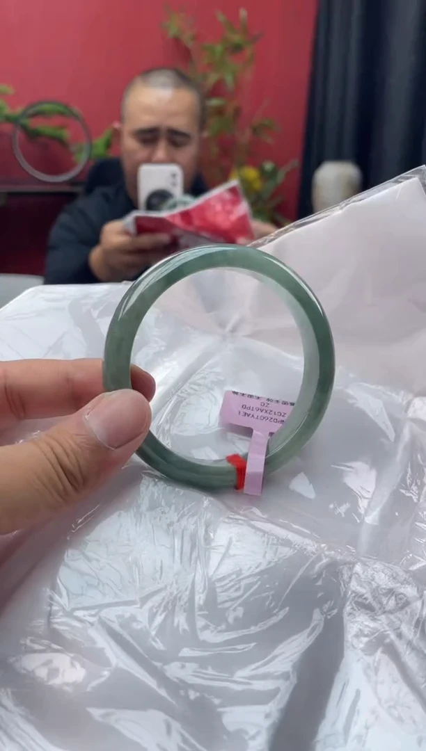 未镶嵌手镯翡翠2