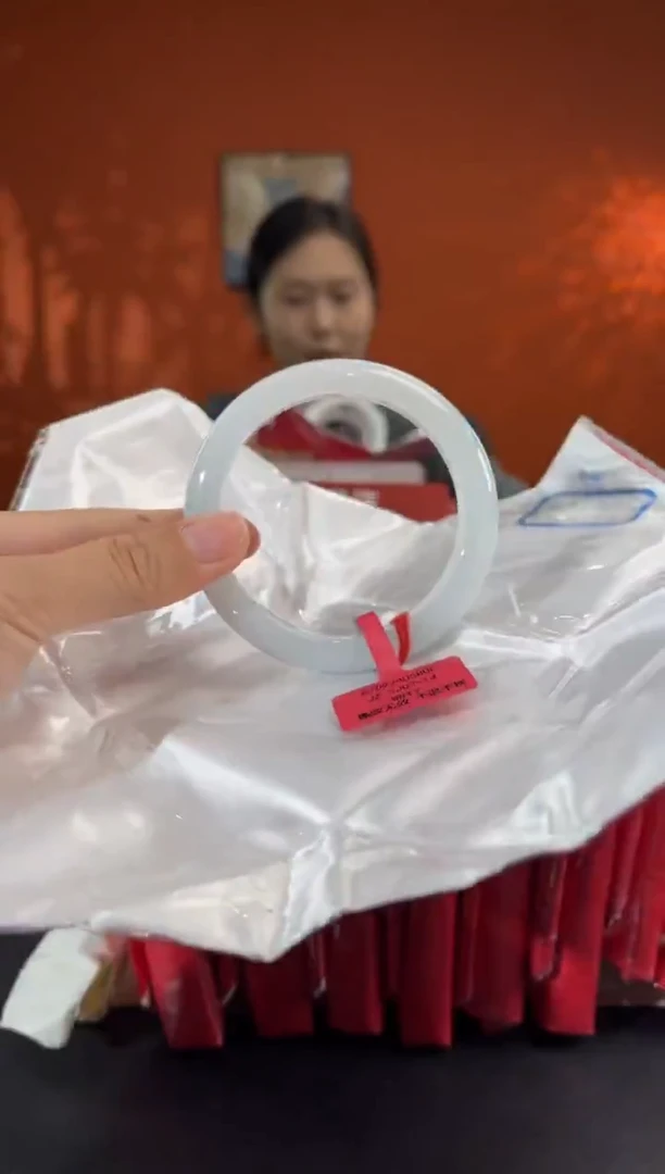 未镶嵌手镯翡翠7