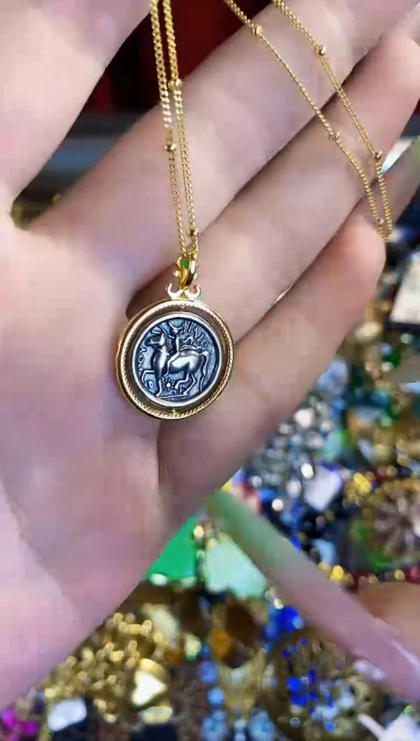 瓷片楚楚中古珠宝甄选不退换