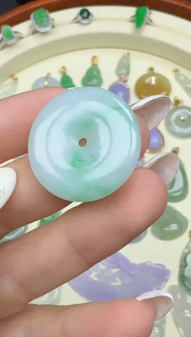 吊坠(赠链)未镶嵌翡翠428