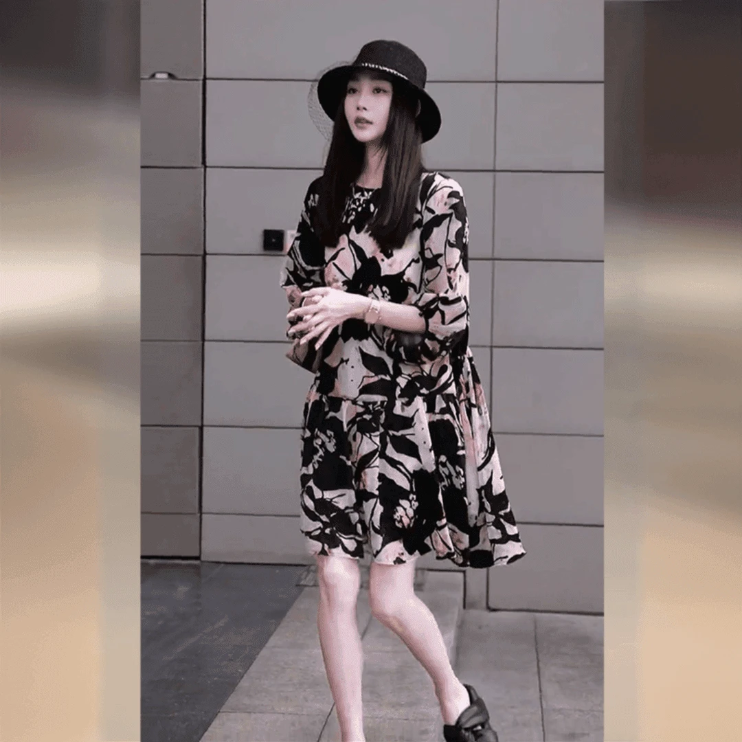 可甜可盐超好看小众黑色印花森女连衣裙女2025新款夏季轻奢高级感
