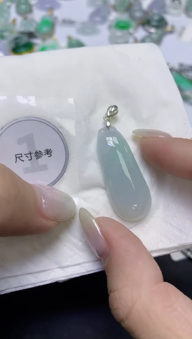 颈饰未镶嵌翡翠天然缅甸翡翠A货百元以上9元证书费自理