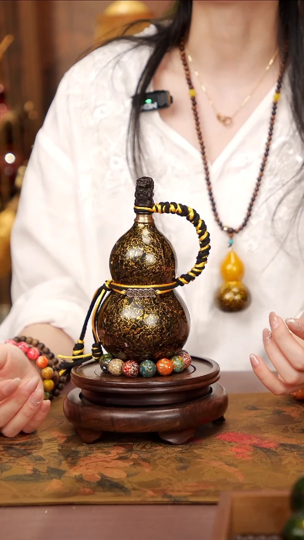 96易林漂漆酒葫芦------238