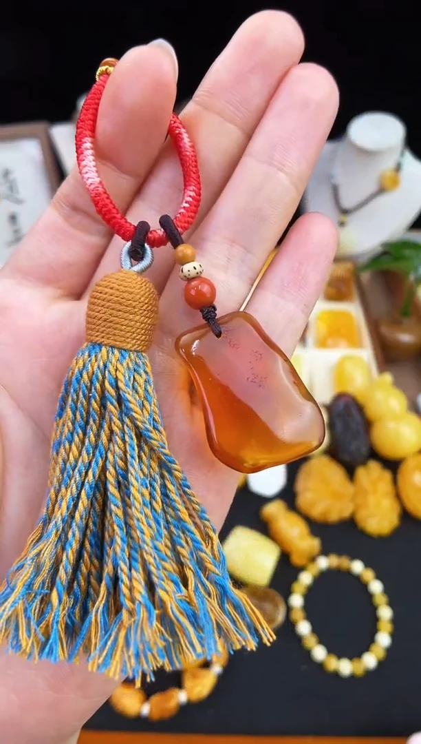 琥珀未镶嵌珠宝奇石柒月