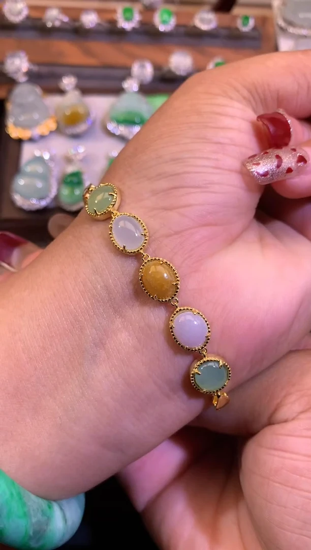 【闪购商品】翡翠手链未镶嵌缅甸天然A货翡翠