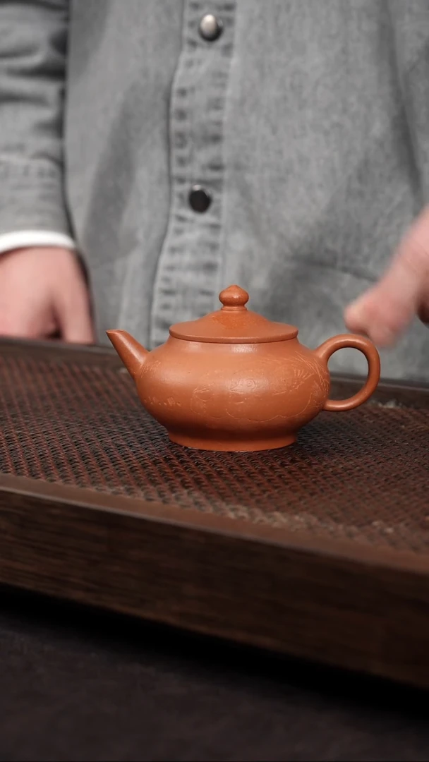 【闪购商品】紫砂茶壶五彩泥刻绘宫灯