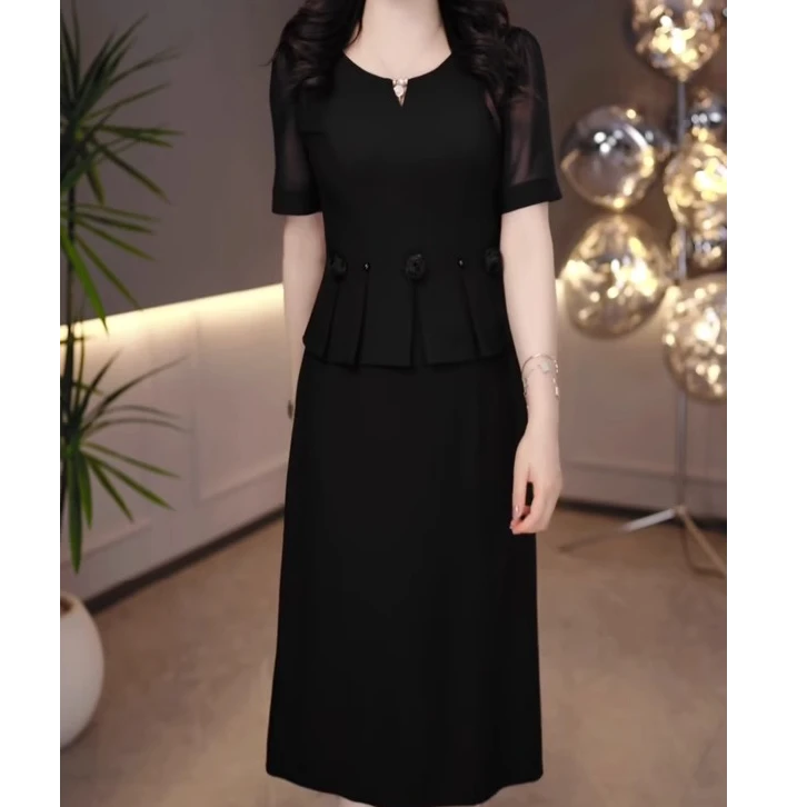 时尚小香风连衣裙高级感2025年夏季短袖减龄高腰显瘦高档大码女装