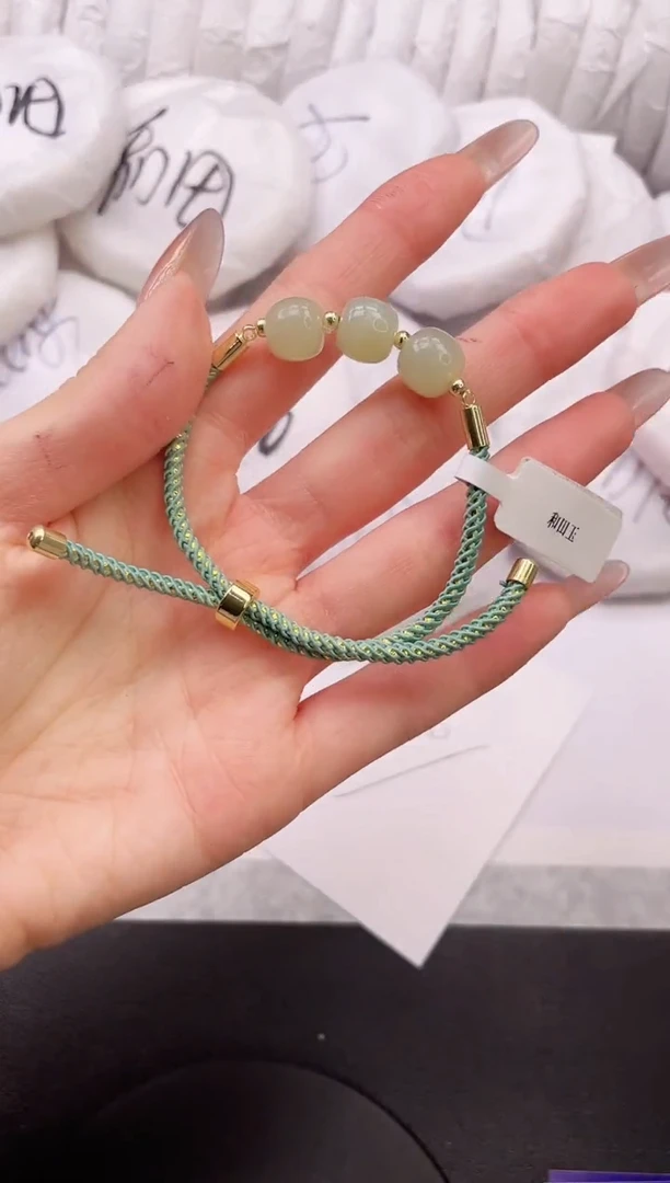 【闪购商品】和田玉手链未镶嵌和田玉绿色手链