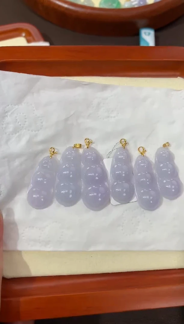 【闪购商品】翡翠颈饰18K金镶嵌天然缅甸a货翡翠(多样性发其一)